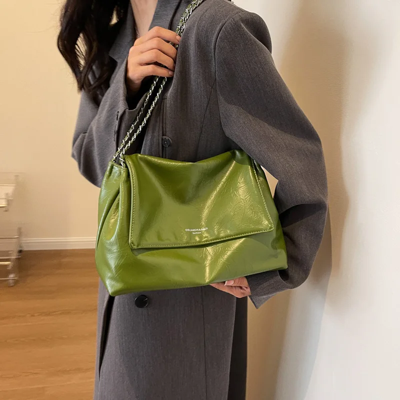 Niche underarm bag female 2025 new tide fashion summer texture chain bag hundred with large capacity shoulder crossbody bags
Niche underarm bag female 2025 new tide fashion summer texture chain bag hundred with large capacity shoulder crossbody bags