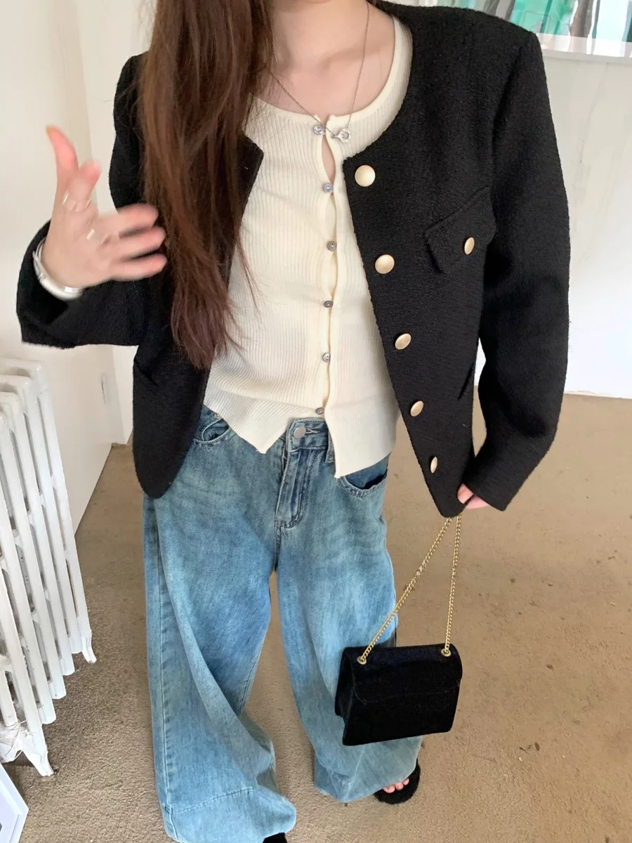 Elegant Simple Knitted Long Sleeve round Neck Cardigan Women's Slim Fit Base Shirt Spring 2024 New Style Handmade Button Design
Elegant Simple Knitted Long Sleeve round Neck Cardigan Women's Slim Fit Base Shirt Spring 2024 New Style Handmade Button Design