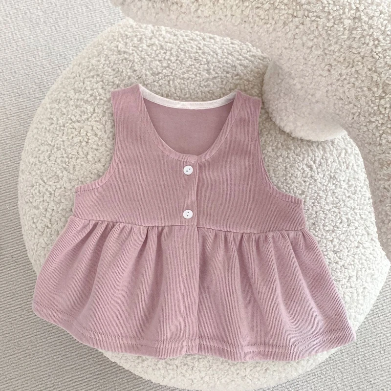 Autumn new baby clothing, 0-3 year old female baby, versatile sleeveless cardigan wide swing vest top
Autumn new baby clothing, 0-3 year old female baby, versatile sleeveless cardigan wide swing vest top