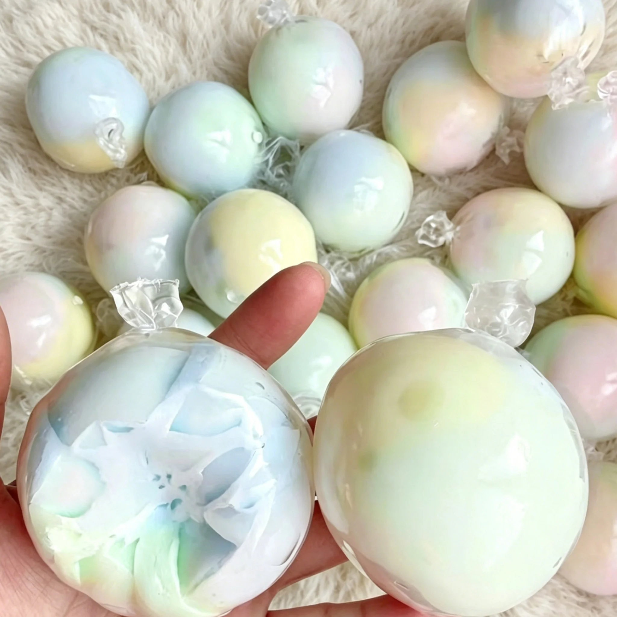 Handmade Wax Skin Squishy Ball Green Grape Crispy Crunchy Burst Stress Reliever Super Soft Anti Anxiety Sensory Toy
Handmade Wax Skin Squishy Ball Green Grape Crispy Crunchy Burst Stress Reliever Super Soft Anti Anxiety Sensory Toy