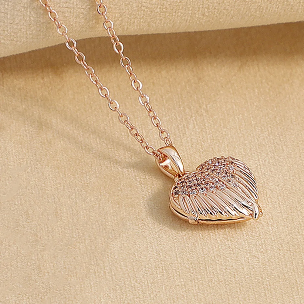 1Pcs Heart Shaped Necklace Copper Pendant Photo Frame Design Trendy Women Clavicle Jewelry for Daily Use Women Necklace 
1Pcs Heart Shaped Necklace Copper Pendant Photo Frame Design Trendy Women Clavicle Jewelry for Daily Use Women Necklace