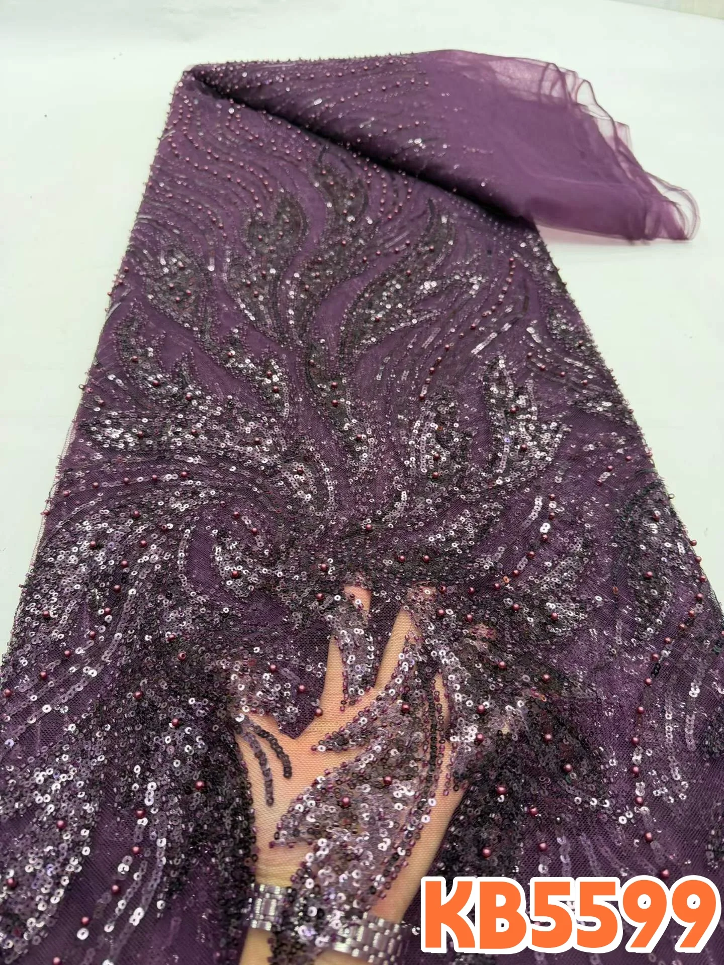 YALISI Burgundy Glitter Beaded Fabric For Wedding Sewing African Lace Fabric 5 Yards Sequins Tulle Lace Gold Sequence KB5599
YALISI Burgundy Glitter Beaded Fabric For Wedding Sewing African Lace Fabric 5 Yards Sequins Tulle Lace Gold Sequence KB5599