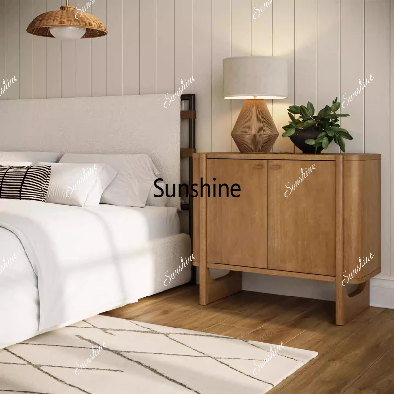 Nordic simple solid wood bedside table, storage, bedroom furniture storage, decoration
Nordic simple solid wood bedside table, storage, bedroom furniture storage, decoration