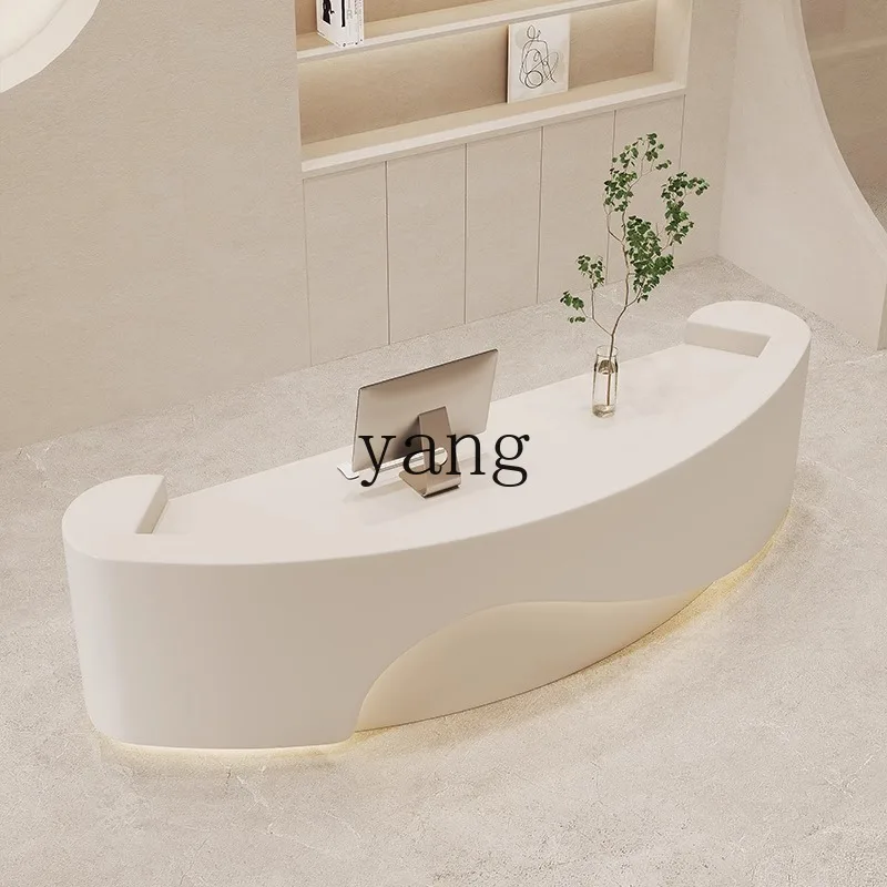 LTT beauty salon checkout page clothing store front desk company reception bar baking paint simple
LTT beauty salon checkout page clothing store front desk company reception bar baking paint simple