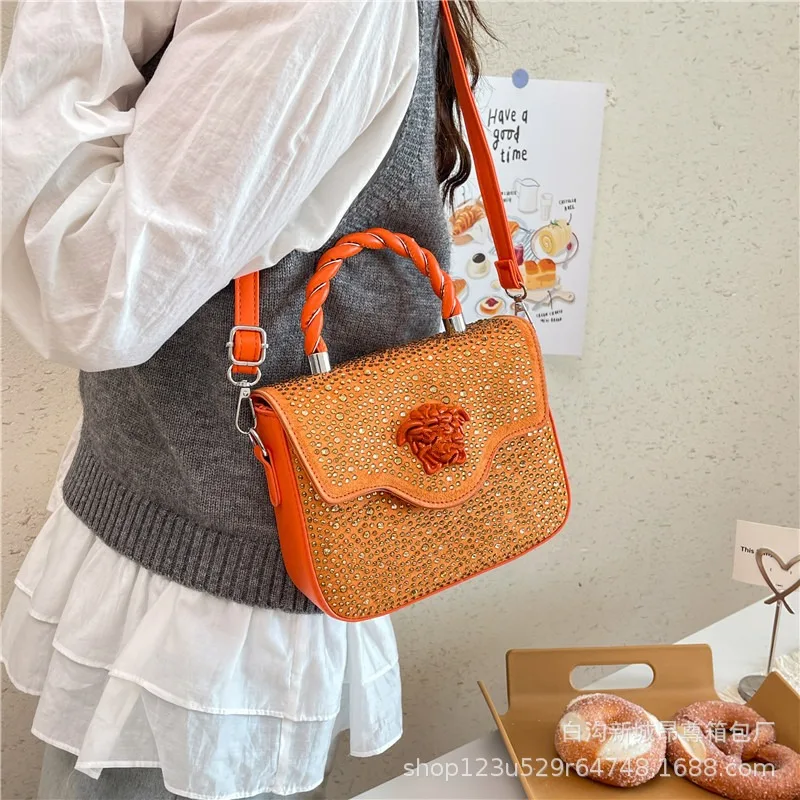 New 2026 Women's Crystal Embellished Handbag - Luxury Shoulder Crossbody Purse with Sparkle Accents, Elegant Designer Bag for Evening Events & Daily Chic
New 2026 Women's Crystal Embellished Handbag - Luxury Shoulder Crossbody Purse with Sparkle Accents, Elegant Designer Bag for Evening Events & Daily Chic