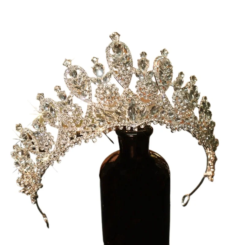 Bridal headdress crown premium French light luxury heavy industry princess birthday crown main wedding dress hair accessories
Bridal headdress crown premium French light luxury heavy industry princess birthday crown main wedding dress hair accessories