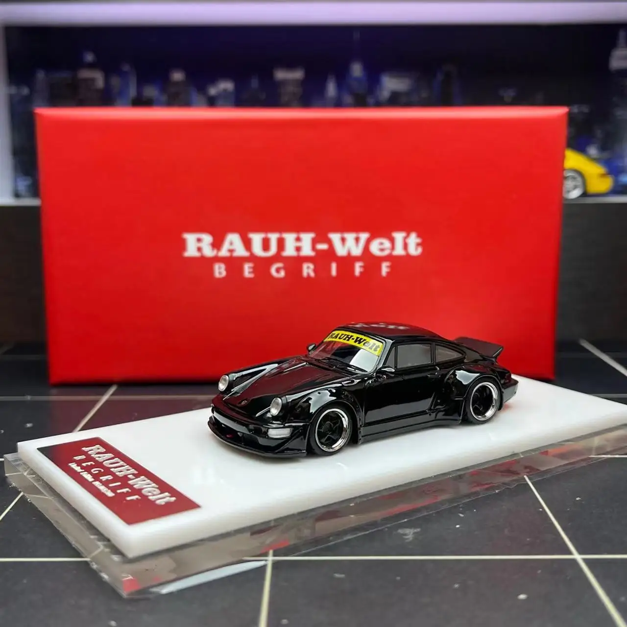 Литой под давлением SH масштаб 1:64 Porsche 911 RWB 964 полимерная ограниченная серия модель автомобиля Коллекционная игрушка в подарок сувенир дисплей орнамент
Литой под давлением SH масштаб 1:64 Porsche 911 RWB 964 полимерная ограниченная серия модель автомобиля Коллекционная игрушка в подарок сувенир дисплей орнамент