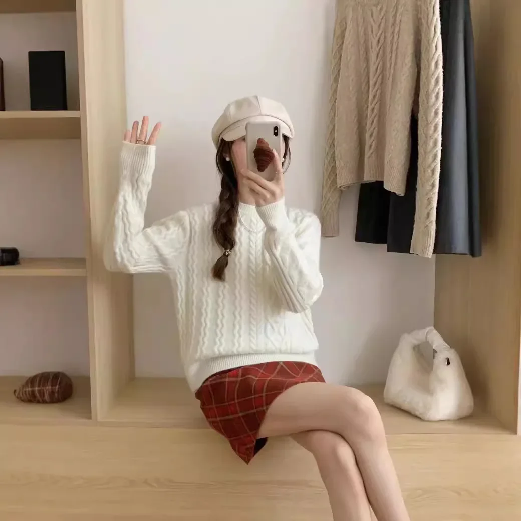 2024 Autumn and Winter New Casual Temperament Gentle Sweet Wind Soft Waxy Loose Short Twist Sweater Women's Bottom Sweater Top
2024 Autumn and Winter New Casual Temperament Gentle Sweet Wind Soft Waxy Loose Short Twist Sweater Women's Bottom Sweater Top