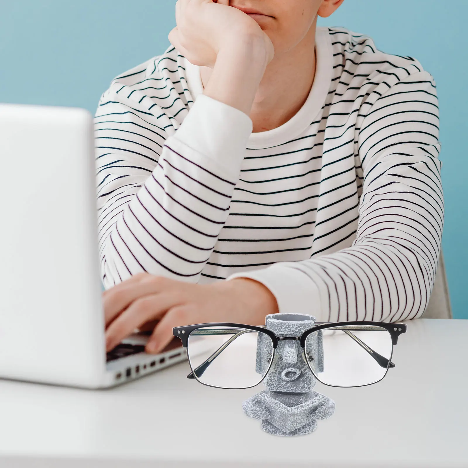 Moai Statue Creative Resin Pen Holder Desktop Pencil Cup Organizer Glasses Storage Makeup Brush Holder Home Office
Moai Statue Creative Resin Pen Holder Desktop Pencil Cup Organizer Glasses Storage Makeup Brush Holder Home Office