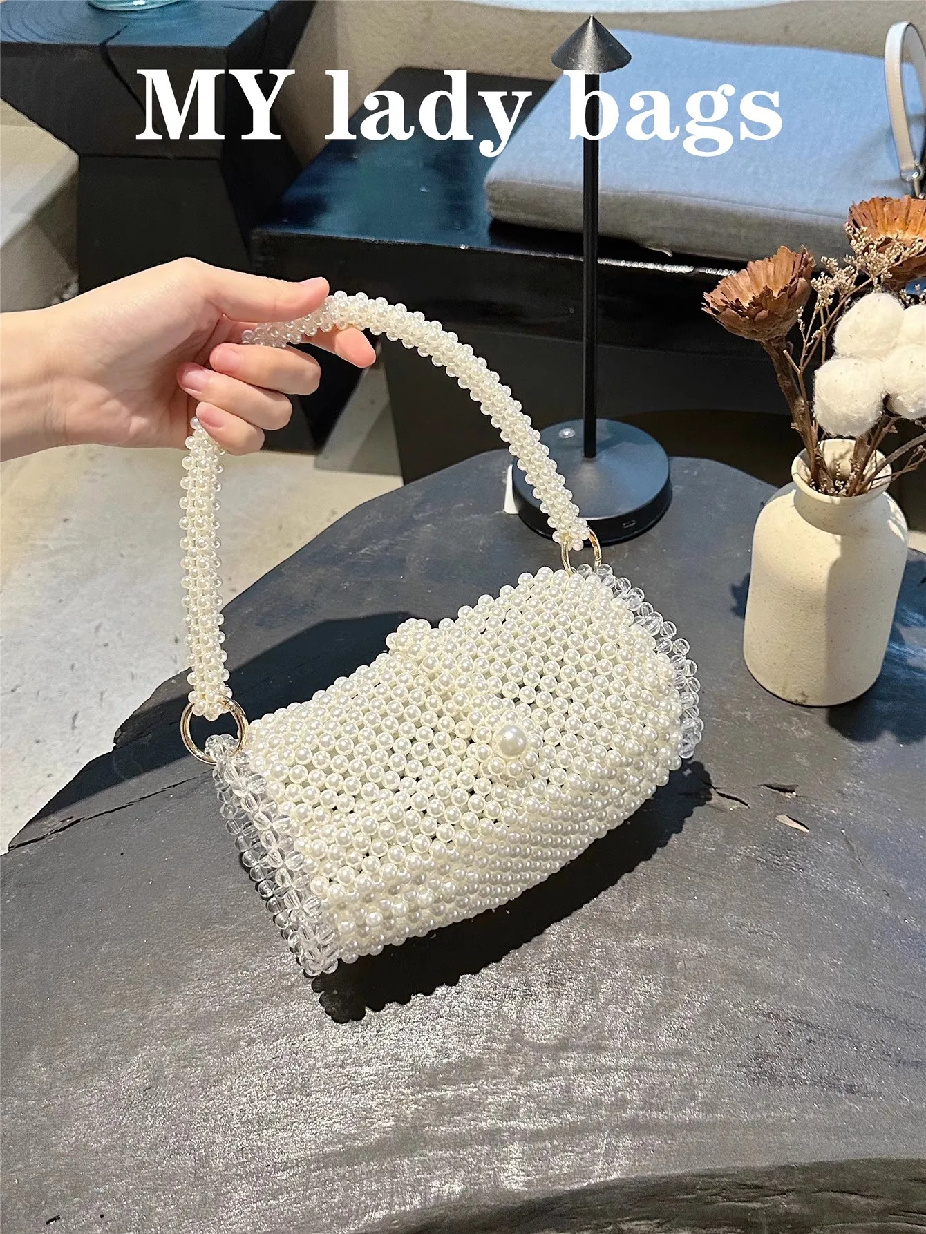 Pearl Beading Fashion Pillow Bag Beads Beaded Woven Handmade Women Handbag High Quality Luxury Clutch Purse Female Shoulder Bag
Pearl Beading Fashion Pillow Bag Beads Beaded Woven Handmade Women Handbag High Quality Luxury Clutch Purse Female Shoulder Bag