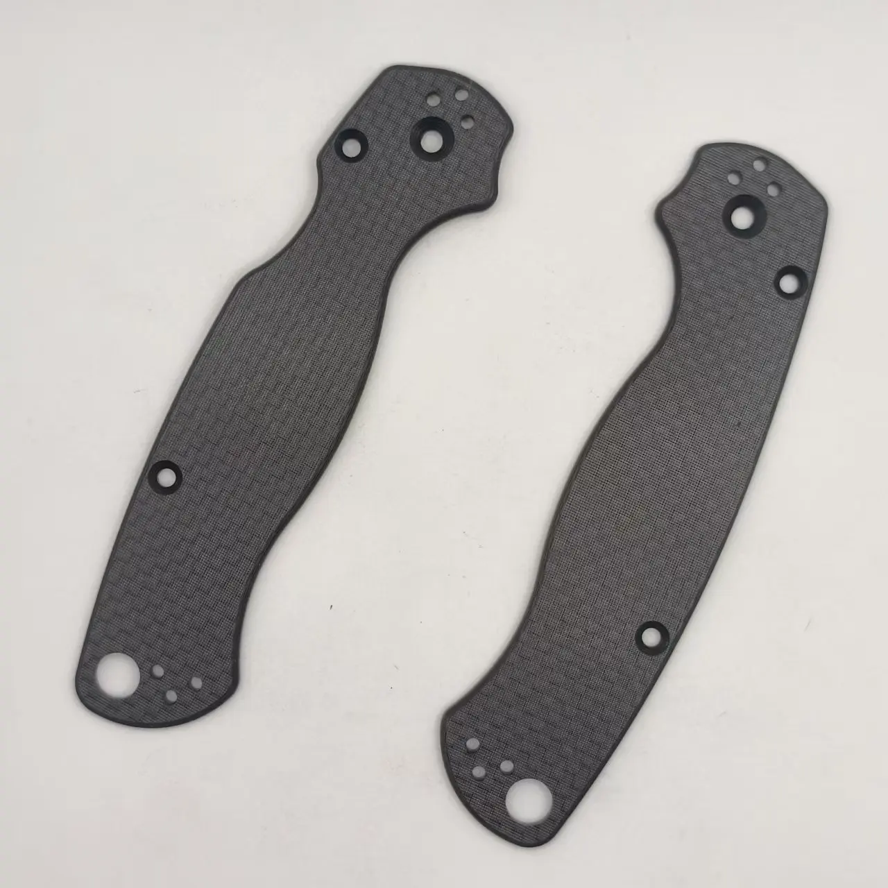 1 Pair Custom Made DIY Carbon Fibre Knife Handle Scales for Spyderco Paramilitary C81 MPCW2
1 Pair Custom Made DIY Carbon Fibre Knife Handle Scales for Spyderco Paramilitary C81 MPCW2