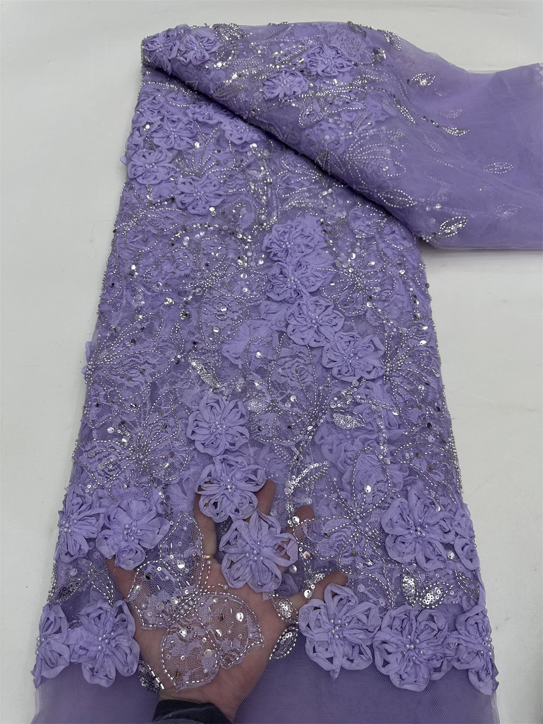 African 3D Lace Fabric With Sequin Nigerian Groom High-End Luxury Embeoidery Heavy Lace Fabric Nigerian For Wedding Dress Party
African 3D Lace Fabric With Sequin Nigerian Groom High-End Luxury Embeoidery Heavy Lace Fabric Nigerian For Wedding Dress Party