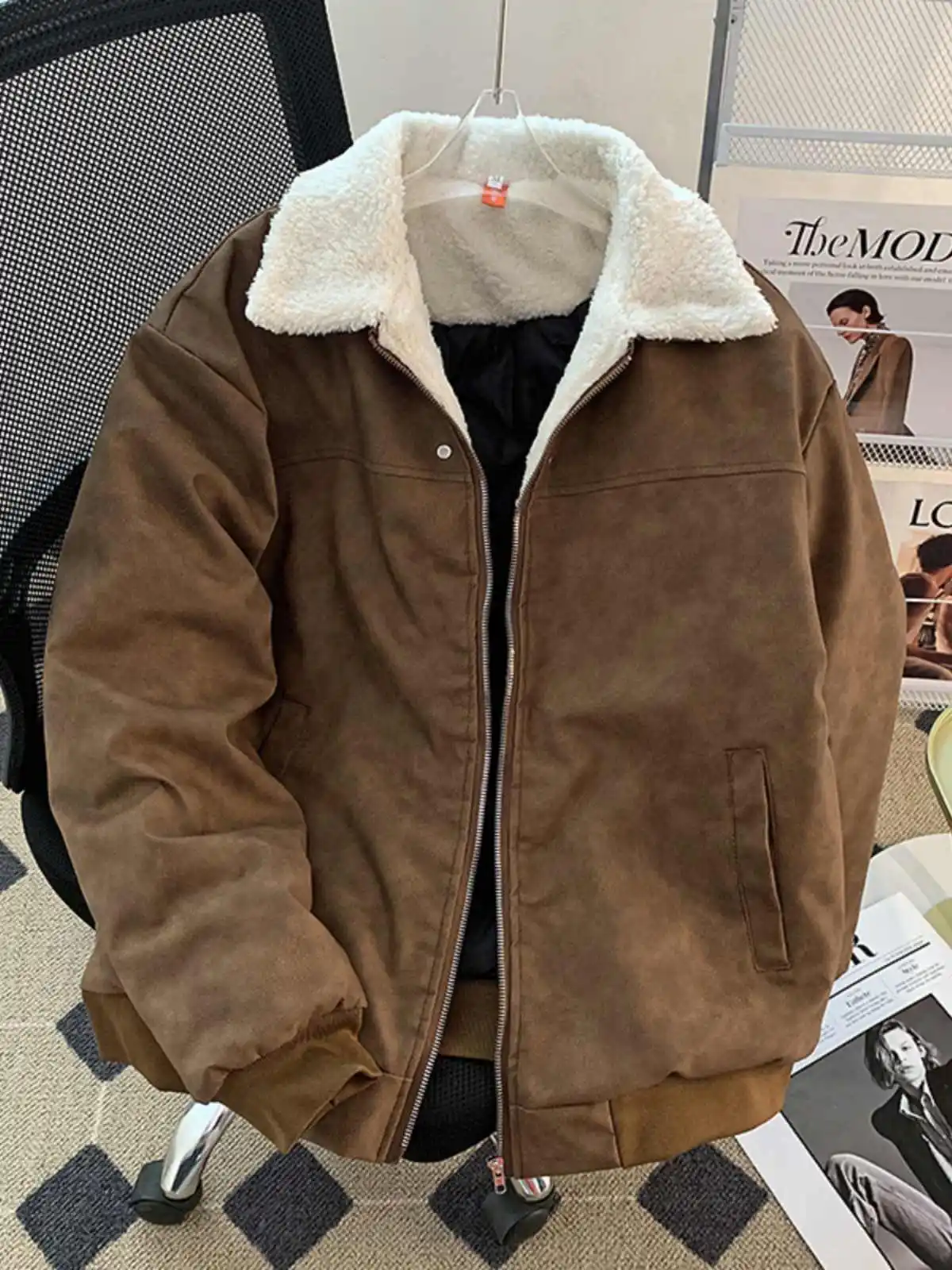 Women Brown Winter Sheepskin Leather Jackets Lady Vintage 2000s Thick Warm Overcoat Suede Lambs Short Motorcycle Coats Clothes
Women Brown Winter Sheepskin Leather Jackets Lady Vintage 2000s Thick Warm Overcoat Suede Lambs Short Motorcycle Coats Clothes
