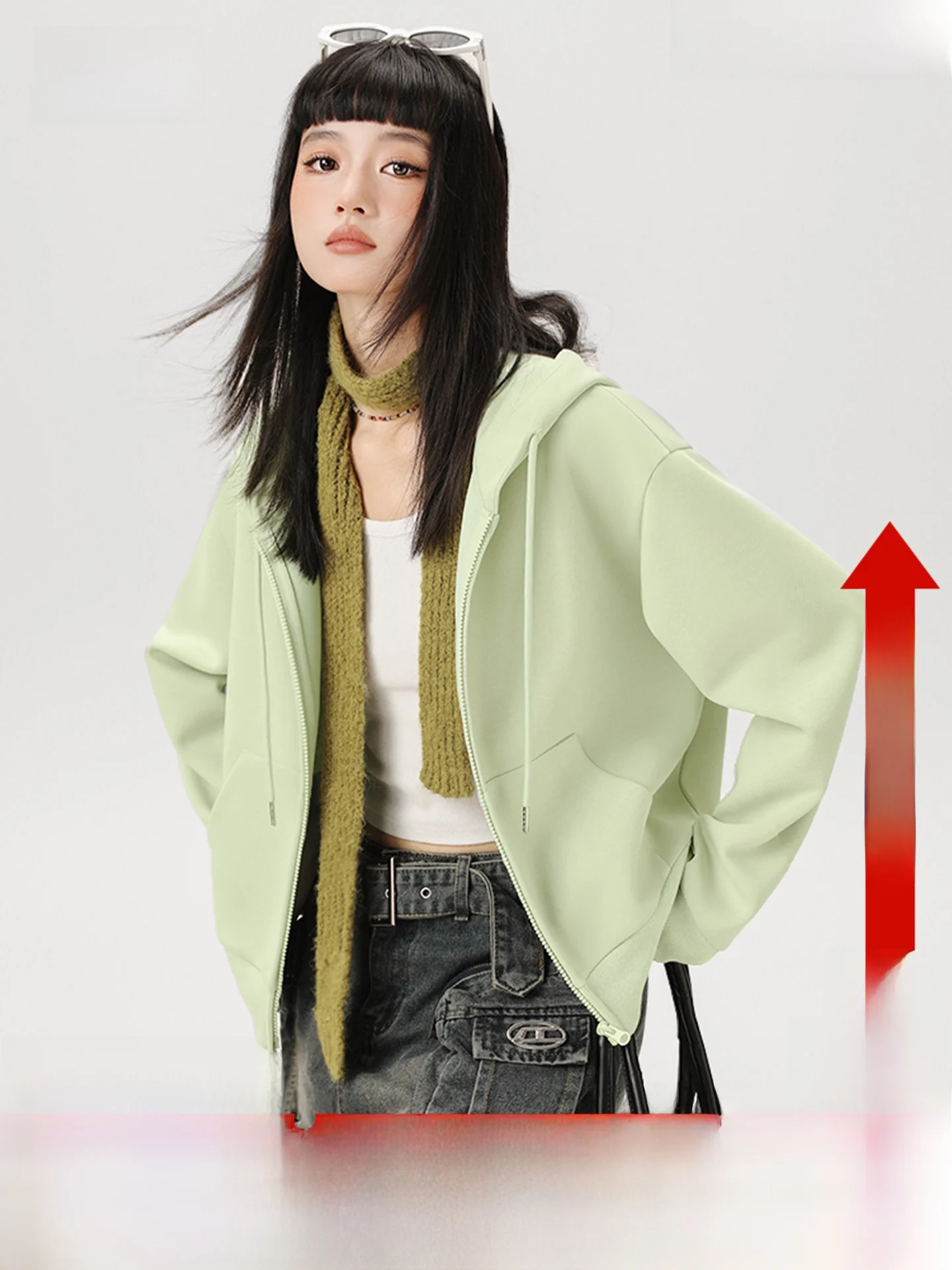 Новая женская толстовка-кардиган Snow Mid-Fly в корейском стиле, свободного кроя, с длинными рукавами, на молнии, с капюшоном, весна
Новая женская толстовка-кардиган Snow Mid-Fly в корейском стиле, свободного кроя, с длинными рукавами, на молнии, с капюшоном, весна