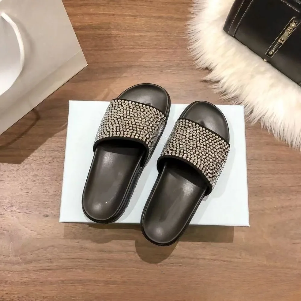 2026 Spring Summer New Women's Metallic Accent Woven Slides Handcrafted Flat Sandals Non-Slip Outdoor Slippers All-Matching Coastal Grandmother Aesthetic Elevated Basic Shoes Breathable Weave Insole for Women Girls Pool Beach Resort Party
2026 Spring Summer New Women's Metallic Accent Woven Slides Handcrafted Flat Sandals Non-Slip Outdoor Slippers All-Matching Coastal Grandmother Aesthetic Elevated Basic Shoes Breathable Weave Insole for Women Girls Pool Beach Resort Party