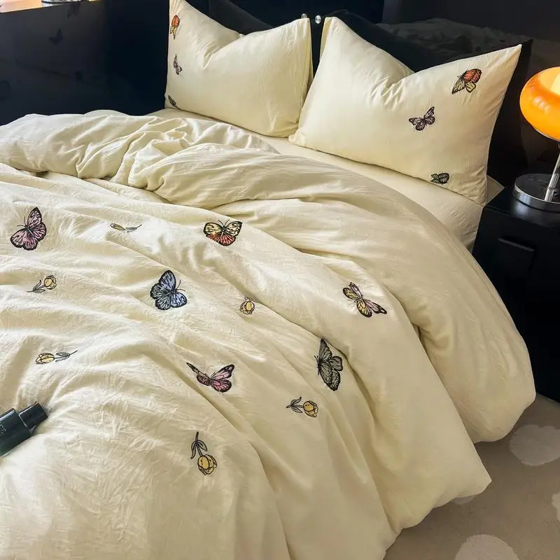 Winter New Lucky Embroidered Washed Cotton Bedding Set Single Skin-friendly Comfortable Student Dormitory Three-piece
Winter New Lucky Embroidered Washed Cotton Bedding Set Single Skin-friendly Comfortable Student Dormitory Three-piece