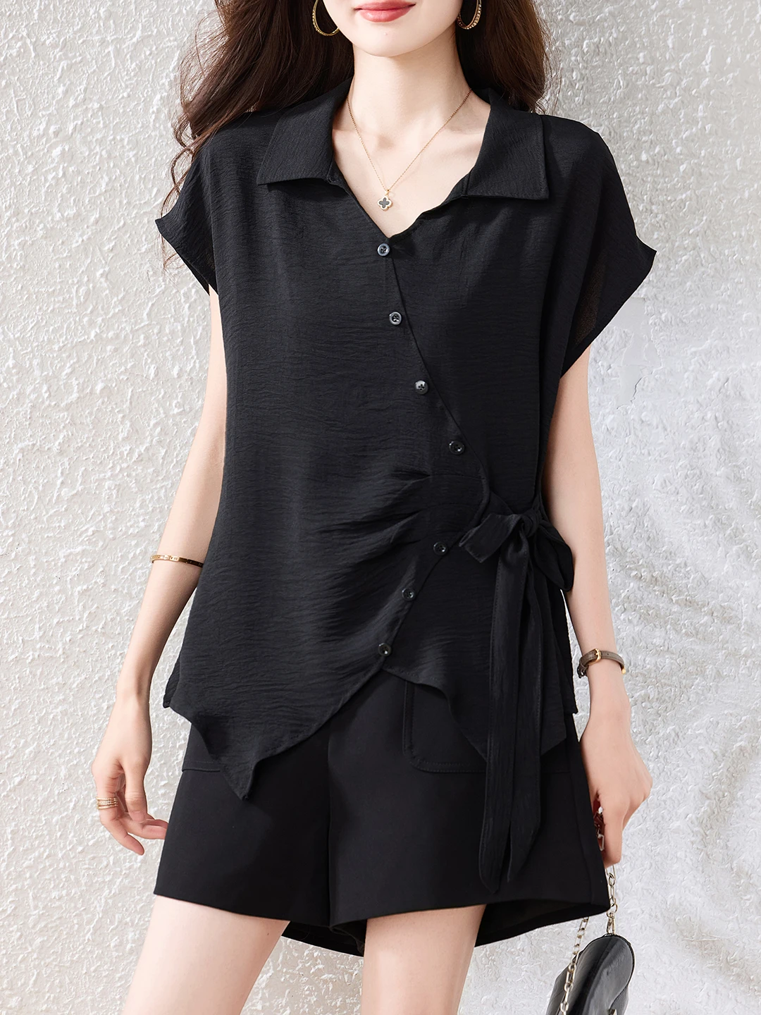 Fashionable Summer 2026 plus Size Women's Shirt Stand Collar Asymmetrical Design Casual Style Long Sleeve Mid-Length Top
Fashionable Summer 2026 plus Size Women's Shirt Stand Collar Asymmetrical Design Casual Style Long Sleeve Mid-Length Top