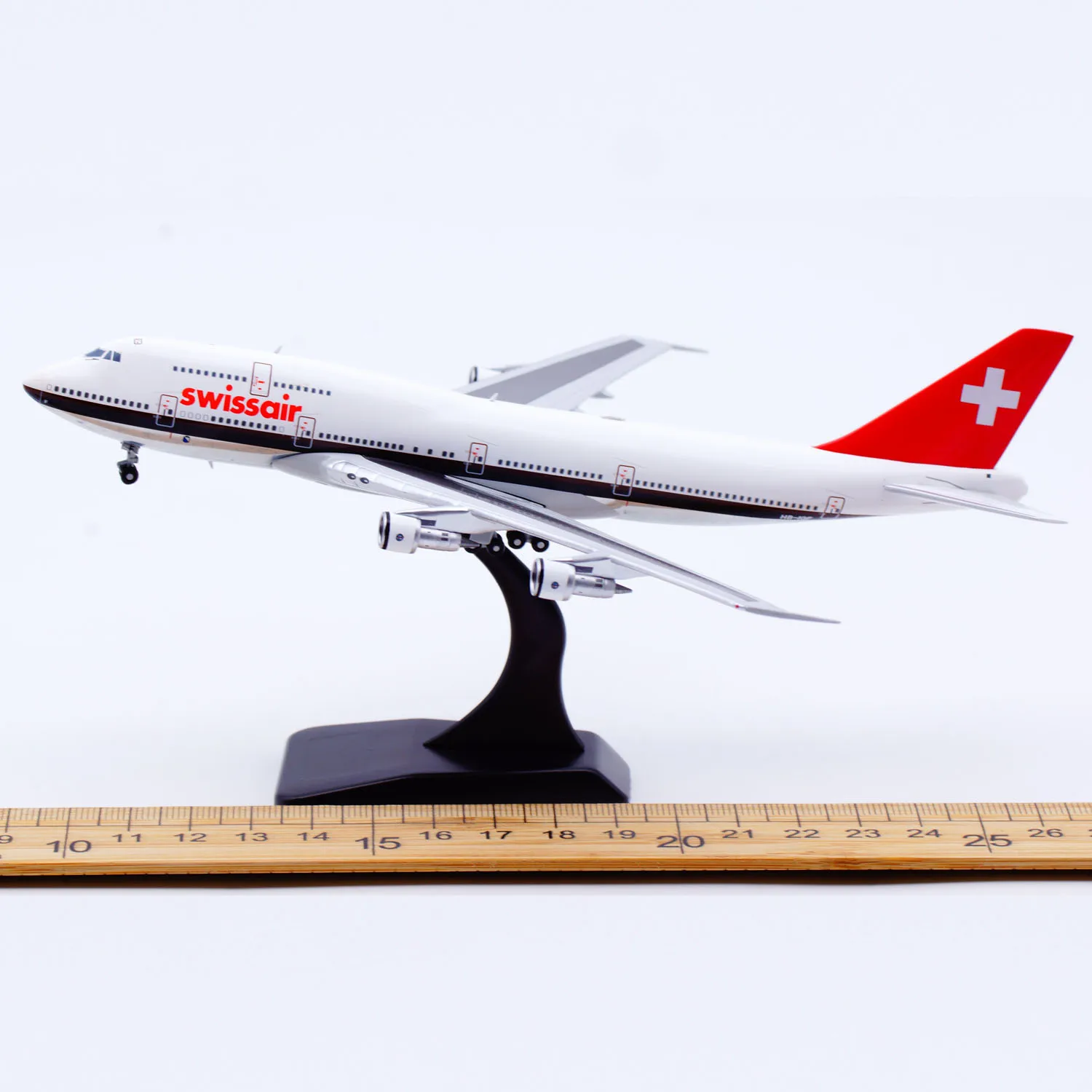 XX40281 Коллекционный самолет из сплава в подарок JC Wings 1:400 Swissair «полированный» Boeing B747-300, литая под давлением модель самолета HB-IGF с подставкой 
XX40281 Коллекционный самолет из сплава в подарок JC Wings 1:400 Swissair «полированный» Boeing B747-300, литая под давлением модель самолета HB-IGF с подставкой