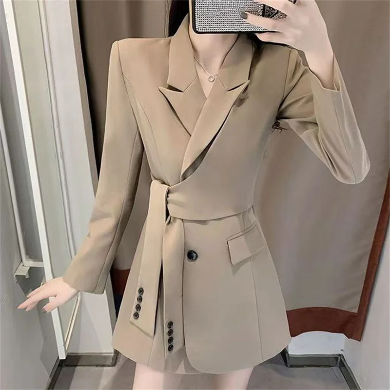 Autumn Long Sleeve Dress Method Women Spring Autumn French Temperament High Sense Design Sense Double-breasted Pleated Suit Top
Autumn Long Sleeve Dress Method Women Spring Autumn French Temperament High Sense Design Sense Double-breasted Pleated Suit Top