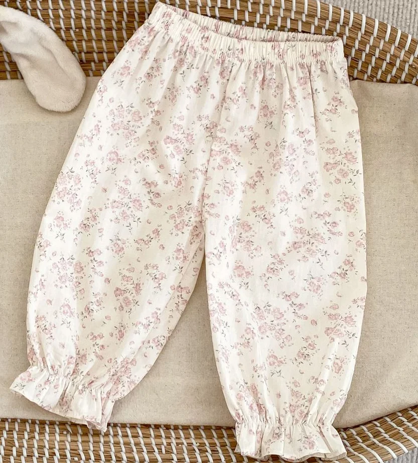 Baby Girls Floral Cotton Harem Pants Kids Casual Loose Bloomers Toddler Soft Breathable Anti-mosquito Summer Trousers
Baby Girls Floral Cotton Harem Pants Kids Casual Loose Bloomers Toddler Soft Breathable Anti-mosquito Summer Trousers