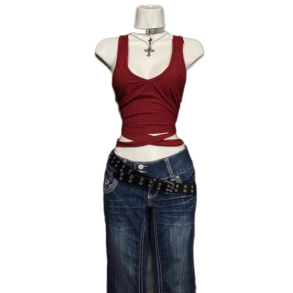 Summer Women's Camisole Vest Sexy V-Neck Sleeveless Hollow Top Y2k Sexy Spicy Girl Vintage Clothes Streetwear Fashion Outfit
Summer Women's Camisole Vest Sexy V-Neck Sleeveless Hollow Top Y2k Sexy Spicy Girl Vintage Clothes Streetwear Fashion Outfit