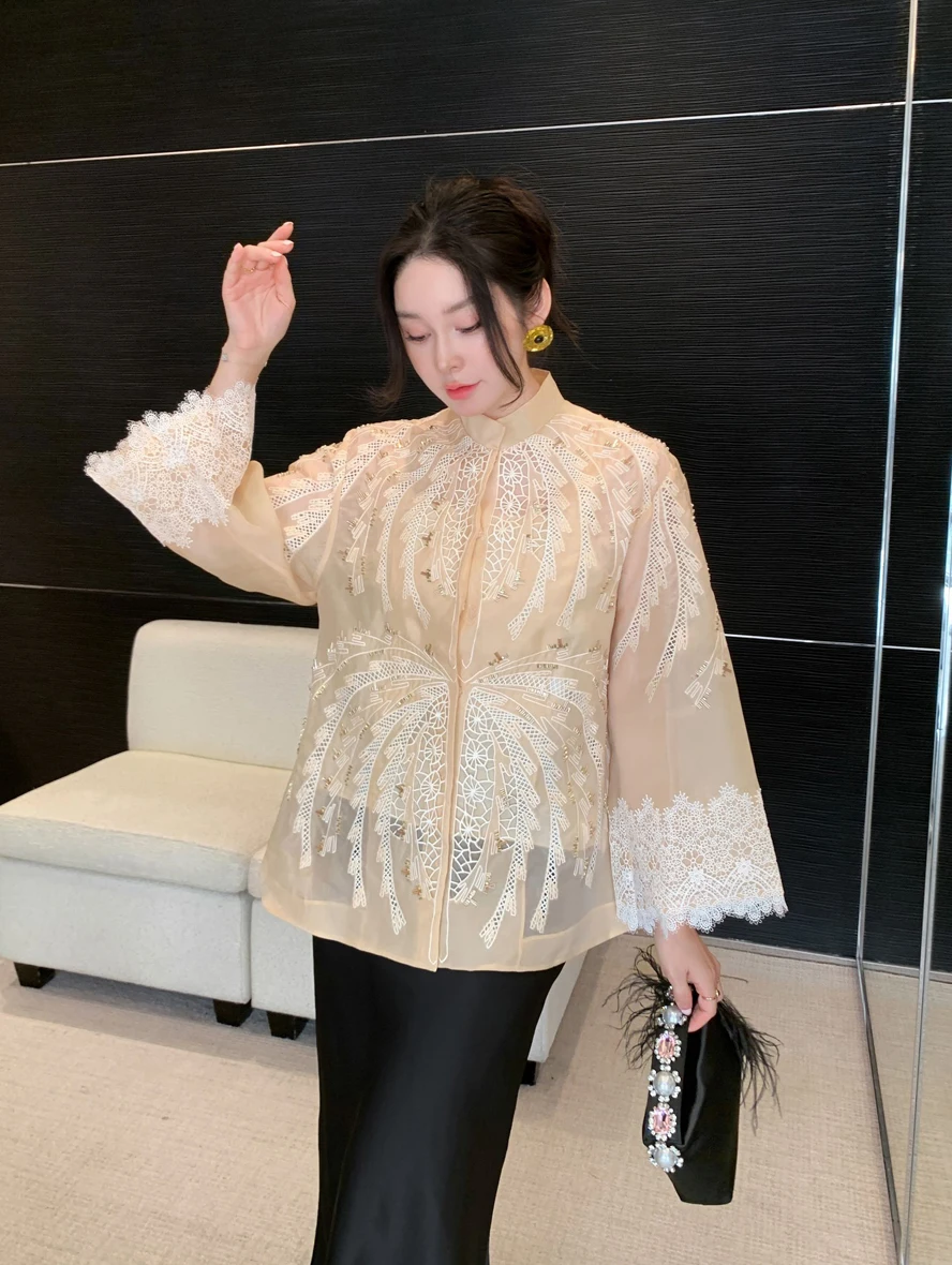 High Quality Handmade Patchwork Lace Embroidery Tops Women's Apricot Vintage Loose Silk Organza Jacket
High Quality Handmade Patchwork Lace Embroidery Tops Women's Apricot Vintage Loose Silk Organza Jacket