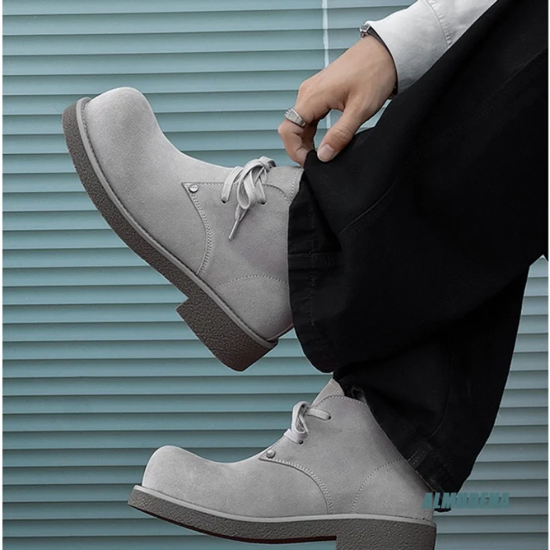 Light Gray Suede Men's Casual Ankle Boots Round Toe Lace-Up Chunky Sole Streetwear Urban Outdoor Minimalist Fashion Work Shoes
Light Gray Suede Men's Casual Ankle Boots Round Toe Lace-Up Chunky Sole Streetwear Urban Outdoor Minimalist Fashion Work Shoes