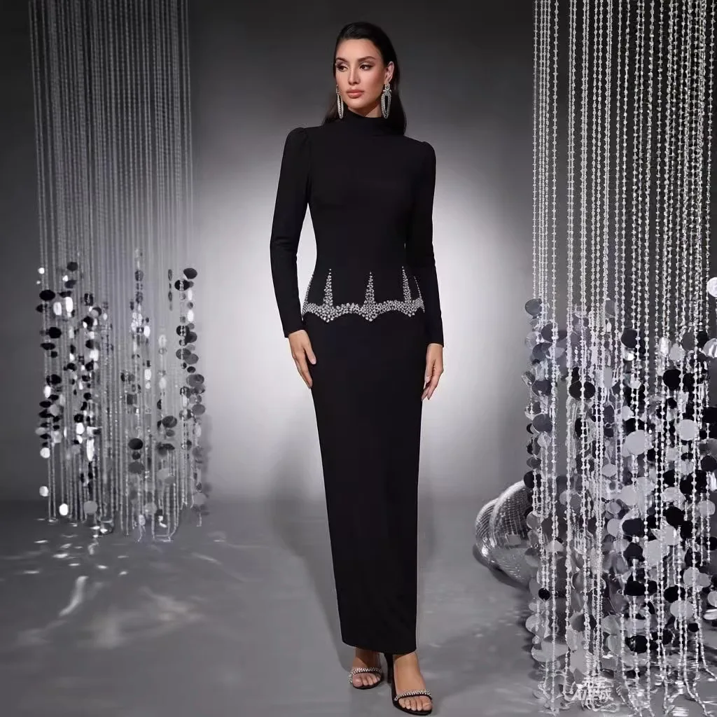 High-quality black new long-sleeve pearl rhinestone bandage top and long skirt fashion elegant two-piece set
High-quality black new long-sleeve pearl rhinestone bandage top and long skirt fashion elegant two-piece set