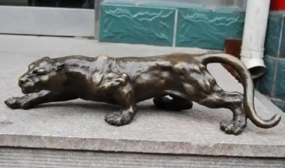 Big 36cm Bronze Sculpture Statue Panther Leopard Jaguar Cat Marked Enamel Decoration 100% Brass Bronze
Big 36cm Bronze Sculpture Statue Panther Leopard Jaguar Cat Marked Enamel Decoration 100% Brass Bronze