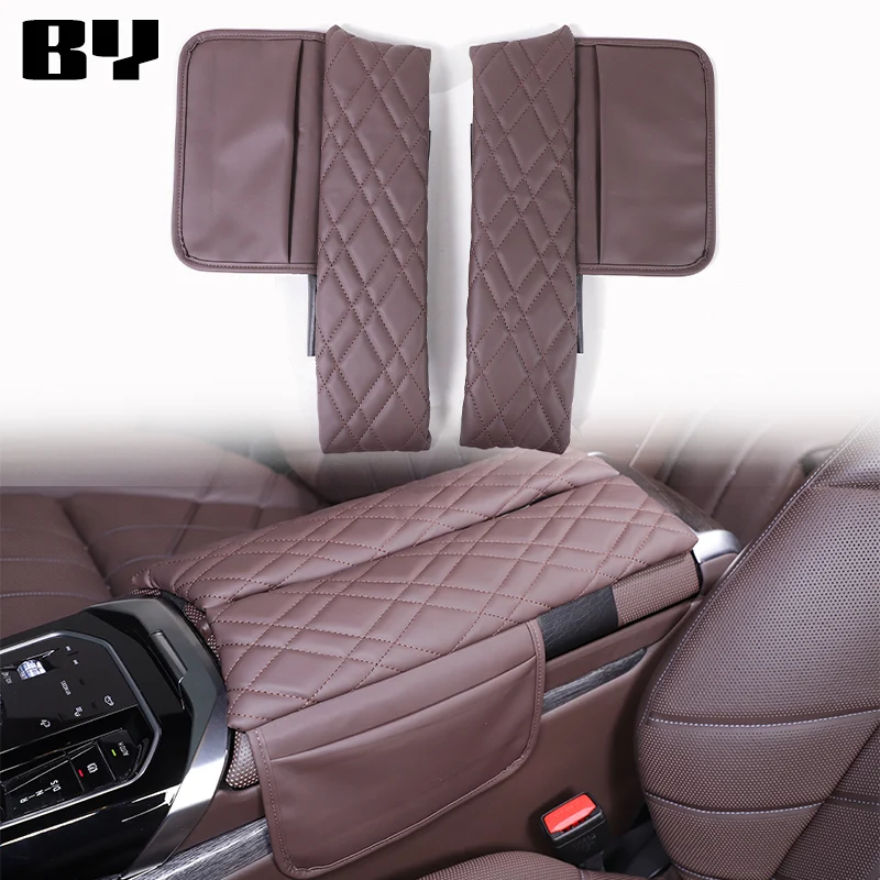 For BMW 7 Series G70 2023+ Car Center Armrest Cover Accessories Leather Pad Protector with Phone Storage Bag Anti-Scratch
For BMW 7 Series G70 2023+ Car Center Armrest Cover Accessories Leather Pad Protector with Phone Storage Bag Anti-Scratch