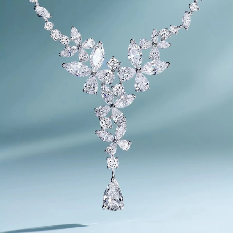 CAMEO Shining Luxury High Carbon Diamond S925 Pure Silver Necklace with Butterfly Flower Irregular Fashion Collar Chain
CAMEO Shining Luxury High Carbon Diamond S925 Pure Silver Necklace with Butterfly Flower Irregular Fashion Collar Chain