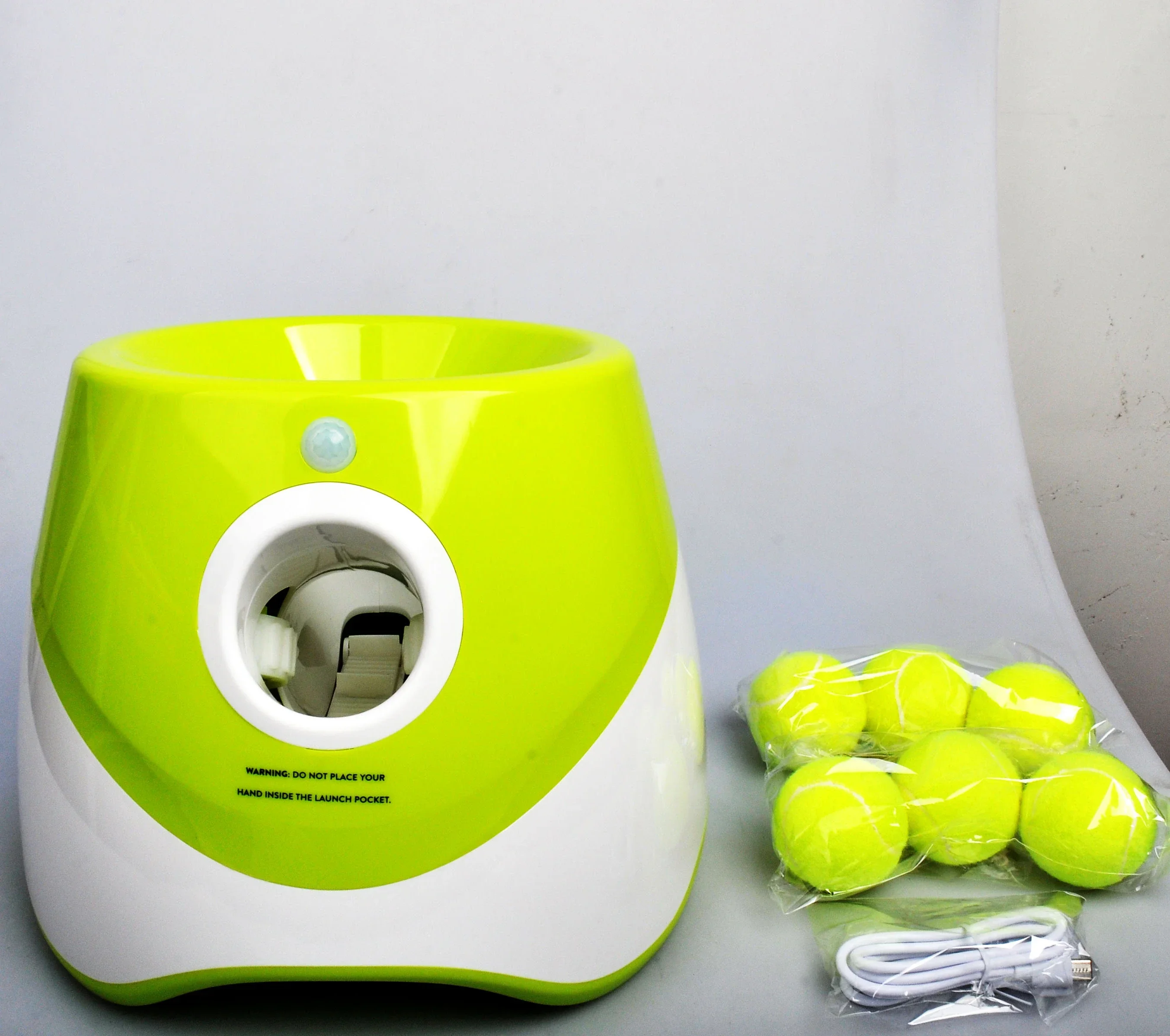 With 6 balls Dog Tennis Ball Throwing Launcher,3 Distance,Ball throw Machine for Small,Medium Dog,dog interactive games training
With 6 balls Dog Tennis Ball Throwing Launcher,3 Distance,Ball throw Machine for Small,Medium Dog,dog interactive games training