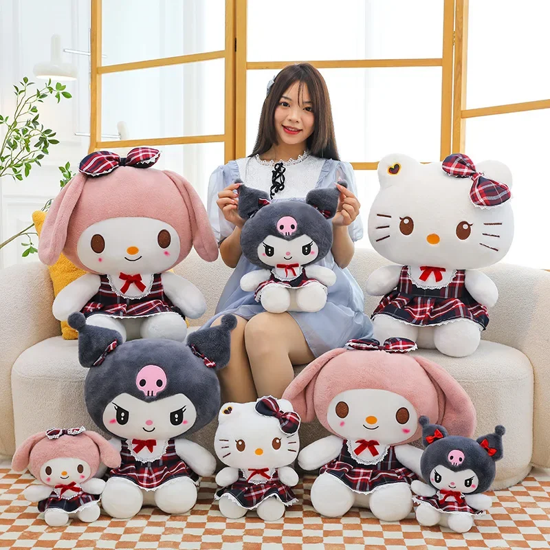 Новый 60 см Kawaii Sanrio Gingham Melody Kuromi Hello Kitty плюшевая игрушка мультфильм аниме игрушка в виде животного милое украшение комнаты детская юна
Новый 60 см Kawaii Sanrio Gingham Melody Kuromi Hello Kitty плюшевая игрушка мультфильм аниме игрушка в виде животного милое украшение комнаты детская юна