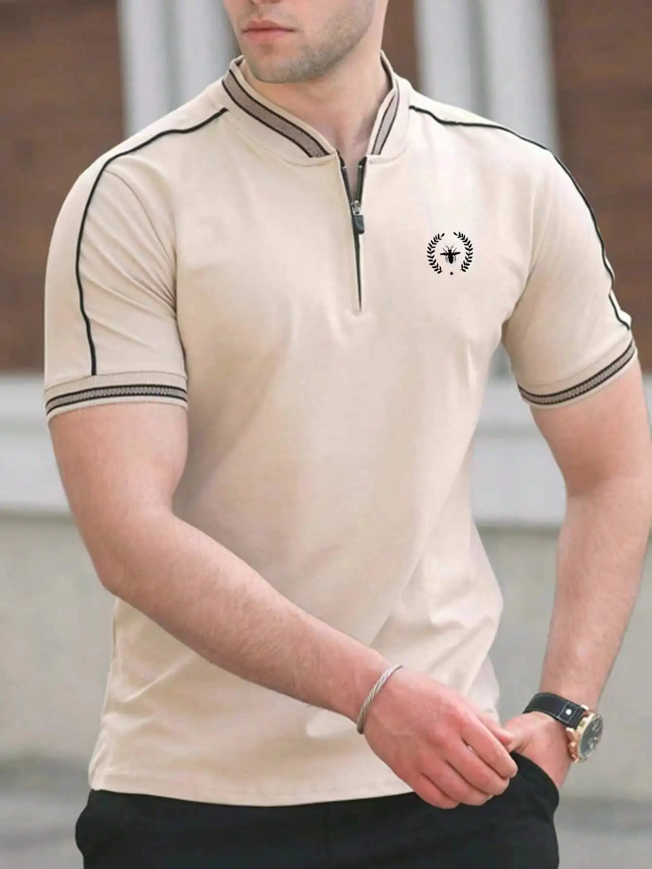 Men's Beige Half-Zip Collar Polo Shirt with Trimmed Sleeves and Embroidered Logo
Men's Beige Half-Zip Collar Polo Shirt with Trimmed Sleeves and Embroidered Logo