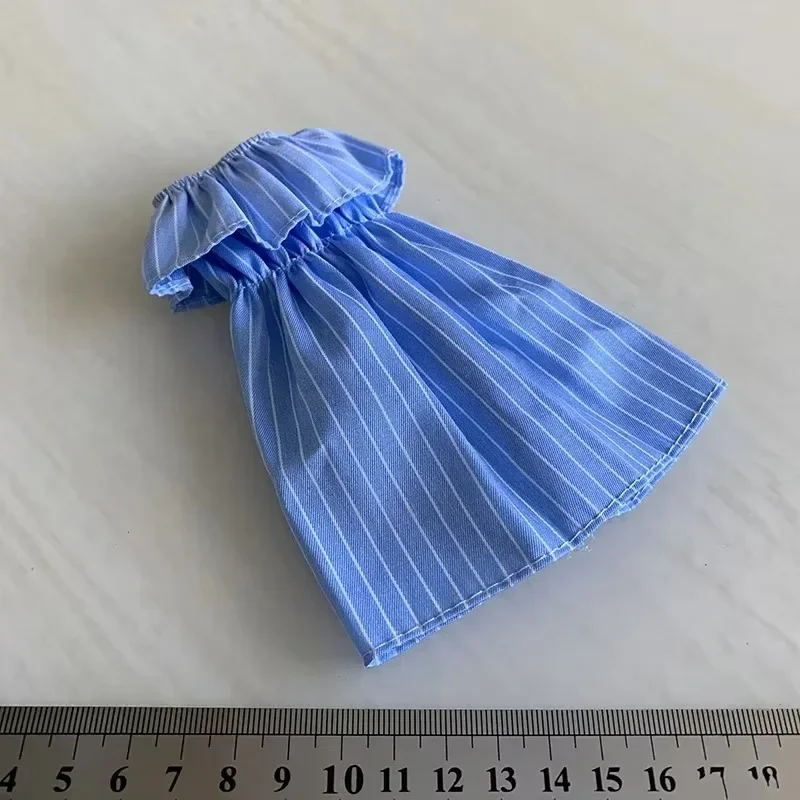 1/6 Scale Female Soldier Blue Stripe Dress Girl Strappless Party Dress Clothes Model for 12'' Action Figure Doll Accessory DIY
1/6 Scale Female Soldier Blue Stripe Dress Girl Strappless Party Dress Clothes Model for 12'' Action Figure Doll Accessory DIY