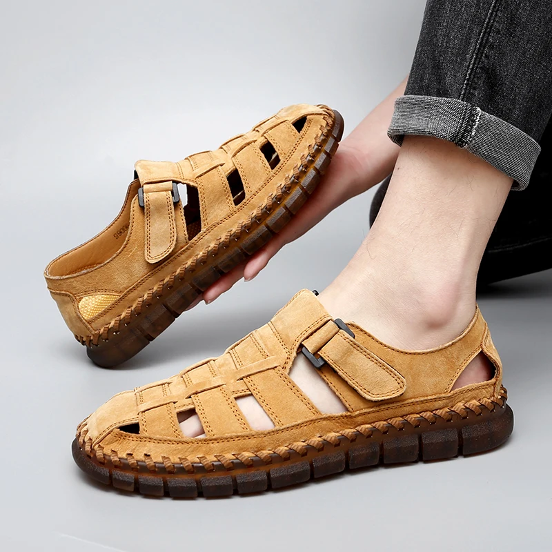 Men's leather toe sandals, outdoor walking shoes, casual flat sandals, beach shoes, stylish and versatile summer sandals 38-47
Men's leather toe sandals, outdoor walking shoes, casual flat sandals, beach shoes, stylish and versatile summer sandals 38-47