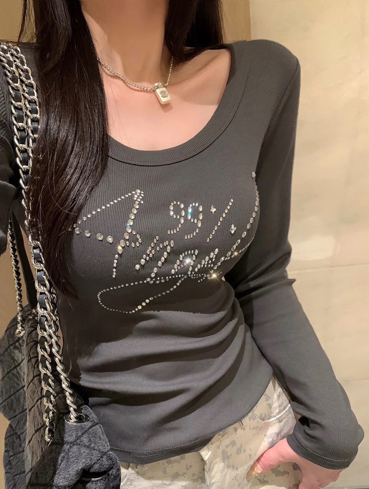 ay Angel Rhinestone Letter Long Sve Slim Fit Base irt Casual Sle round Ne T-irt for Women Winter Collection
ay Angel Rhinestone Letter Long Sve Slim Fit Base irt Casual Sle round Ne T-irt for Women Winter Collection