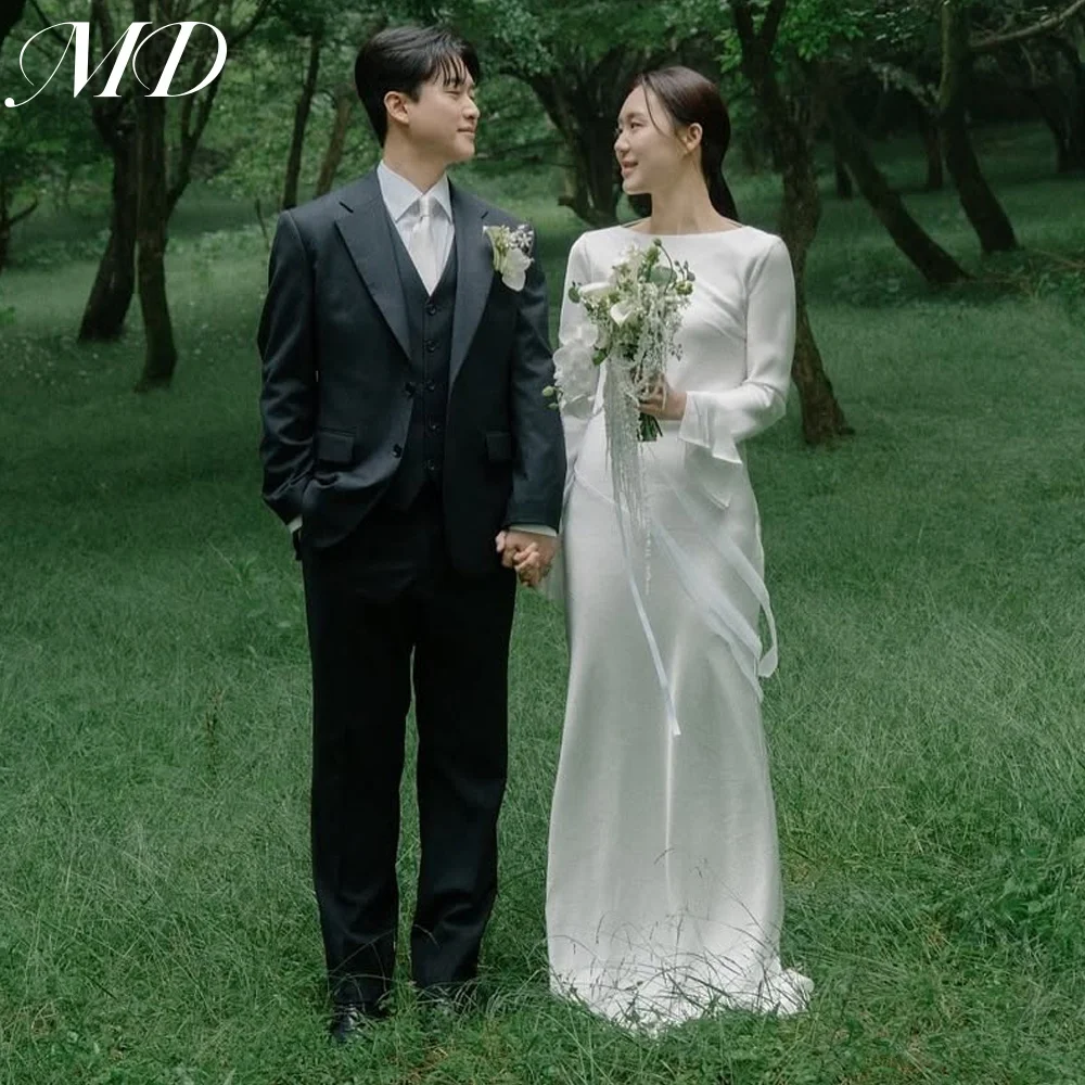 MD 2025 New O-Neck Korea A-Line Simple Wedding Dresses 웨딩드레스 Backless Long Sleeve Customized Pretty 웨딩드레스 Bride Gowns Plus Size
MD 2025 New O-Neck Korea A-Line Simple Wedding Dresses 웨딩드레스 Backless Long Sleeve Customized Pretty 웨딩드레스 Bride Gowns Plus Size