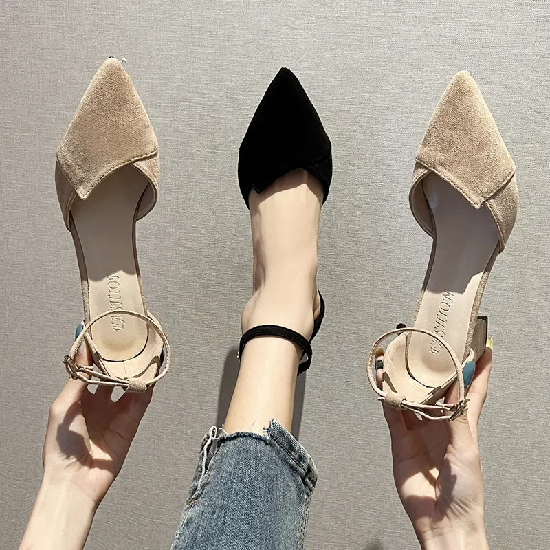 2025 Hot Seller Spring/Summer New Fashionable Versatile Pointed Hollow High Heel Straw Thick Heel Shallow Mouth Single Shoe
2025 Hot Seller Spring/Summer New Fashionable Versatile Pointed Hollow High Heel Straw Thick Heel Shallow Mouth Single Shoe