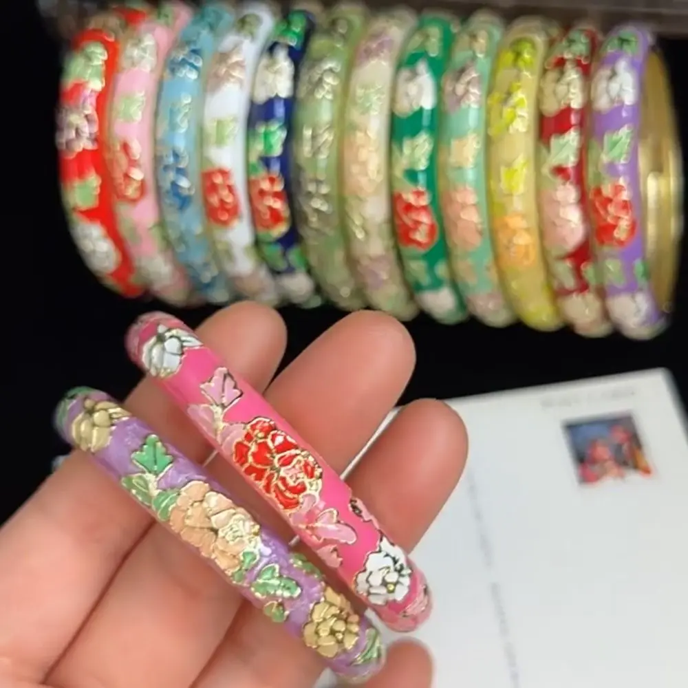 Enamel Chinese Cloisonne Bracelet Traditional Chinese Peony Filigree Flower Bangle Classic Ethnic Women's Hand Bracelet
Enamel Chinese Cloisonne Bracelet Traditional Chinese Peony Filigree Flower Bangle Classic Ethnic Women's Hand Bracelet