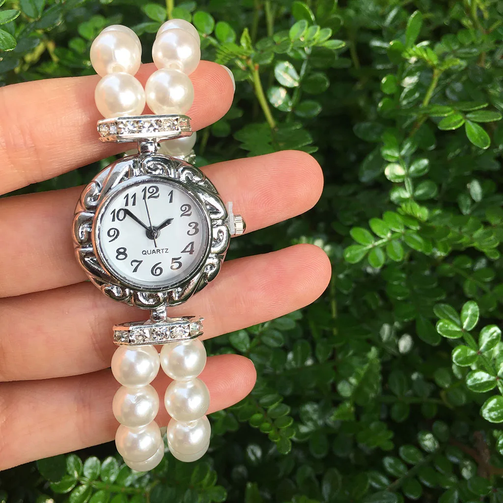 Y2k Women Pearl String Strap Quartz Wrist Watch Fashionable Simple Style Quartz Wristwatch Casual Rhinestone Strap Female
Y2k Women Pearl String Strap Quartz Wrist Watch Fashionable Simple Style Quartz Wristwatch Casual Rhinestone Strap Female