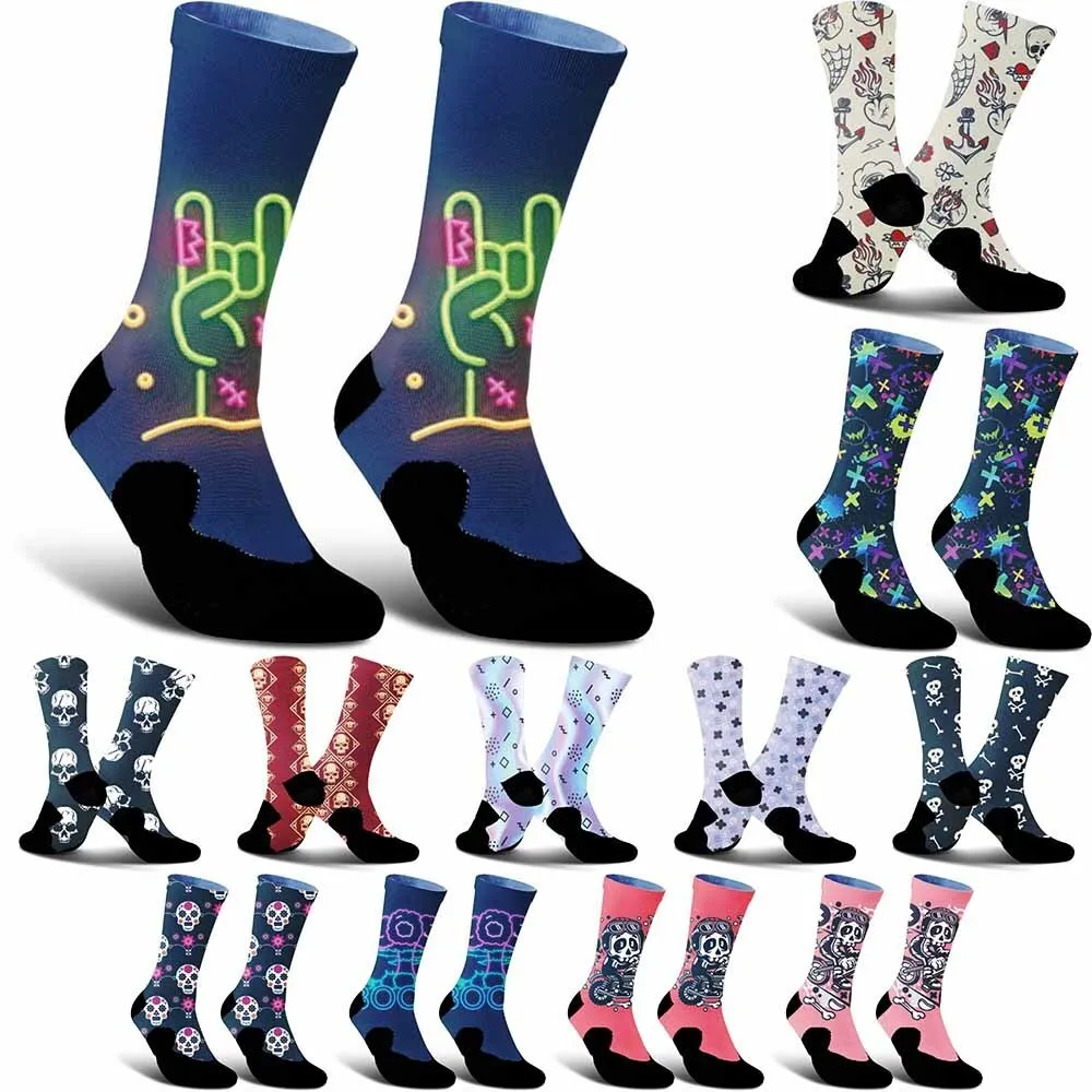 Colorful graffiti skull pattern sports cycling socks, unisex, breathable,durable,sweat absorbing,suitable for sports enthusiasts
Colorful graffiti skull pattern sports cycling socks, unisex, breathable,durable,sweat absorbing,suitable for sports enthusiasts