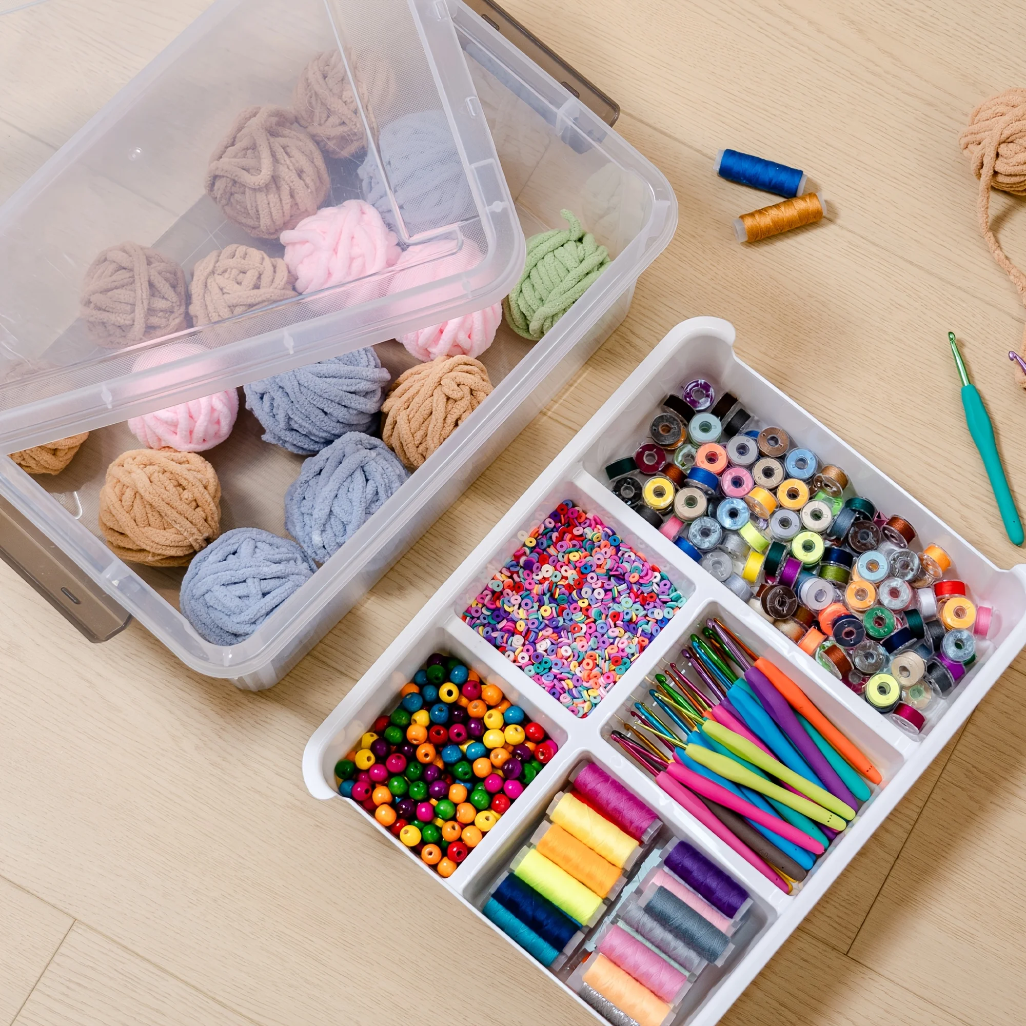 Containers with Lids, Versatile Storage Boxes Featuring a Tray, 17-Quart Capacity - Transparent, Stackable, Sturdy Bins with Cla
Containers with Lids, Versatile Storage Boxes Featuring a Tray, 17-Quart Capacity - Transparent, Stackable, Sturdy Bins with Cla