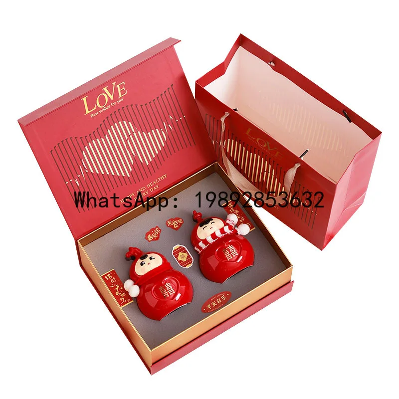 Fulu doll piggy bank piggy bank saves money, a pair of ceramic jars suitable for marriage, and a commemorative model for adults
Fulu doll piggy bank piggy bank saves money, a pair of ceramic jars suitable for marriage, and a commemorative model for adults