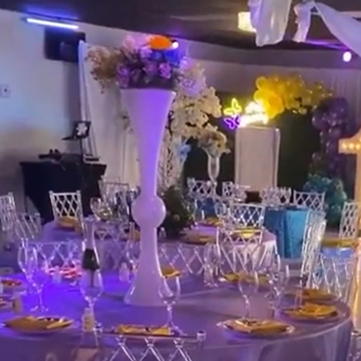 13pcs) white metal Plinths Flower Stand Table Decoration Accessories Wedding Centerpieces flower standard 148
13pcs) white metal Plinths Flower Stand Table Decoration Accessories Wedding Centerpieces flower standard 148