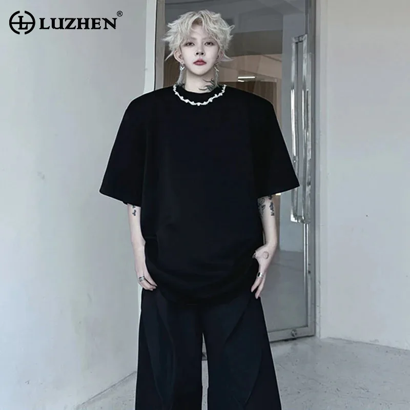 LUZHEN Chain 2025 короткие летние украшения новые металлические футболки с рукавами мужские стильные однотонные подплечники свободные мужские топы JY2632
LUZHEN Chain 2025 короткие летние украшения новые металлические футболки с рукавами мужские стильные однотонные подплечники свободные мужские топы JY2632