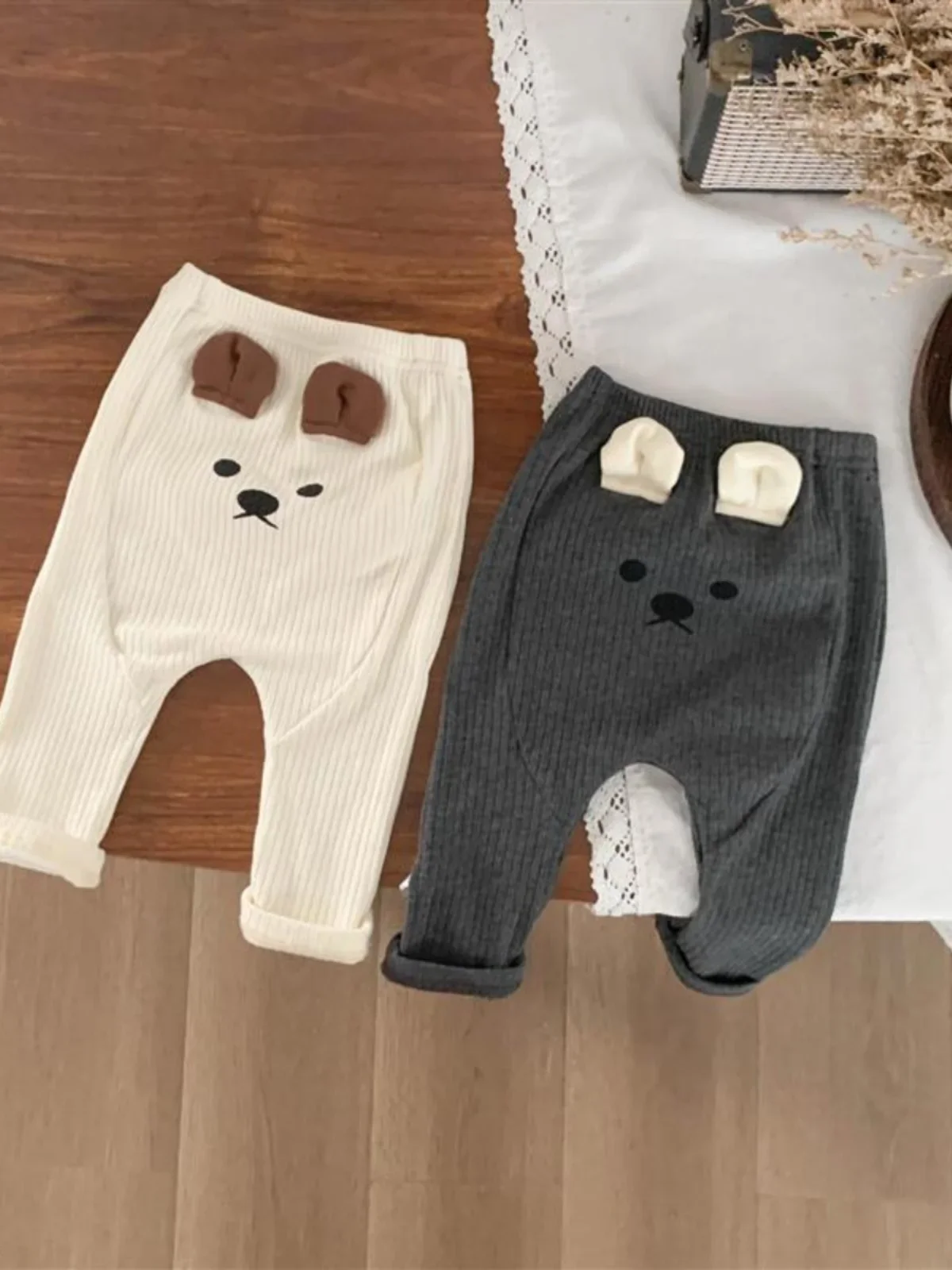 Korean Sle Baby Spring Clothes Cartoon Thin Bottoms Outdoor Wear Newborn Baby Pants Cute Lead Pen Pants Natural Waist
Korean Sle Baby Spring Clothes Cartoon Thin Bottoms Outdoor Wear Newborn Baby Pants Cute Lead Pen Pants Natural Waist