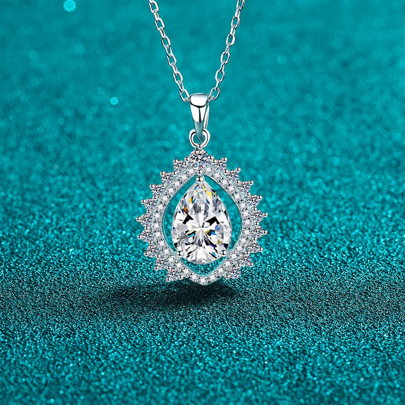 18K White Gold Platinum PT950 3ct Moissanite Pendant Necklace for Women Romantic Floral Design Fine Jewelry
18K White Gold Platinum PT950 3ct Moissanite Pendant Necklace for Women Romantic Floral Design Fine Jewelry