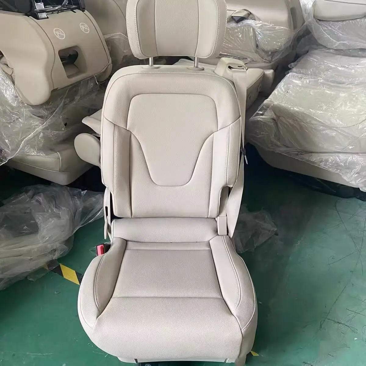 Luxury Driver Seat Comfortable Deluxe Marine Boat Captain Shock Mitigation Seats with Footrest
Luxury Driver Seat Comfortable Deluxe Marine Boat Captain Shock Mitigation Seats with Footrest