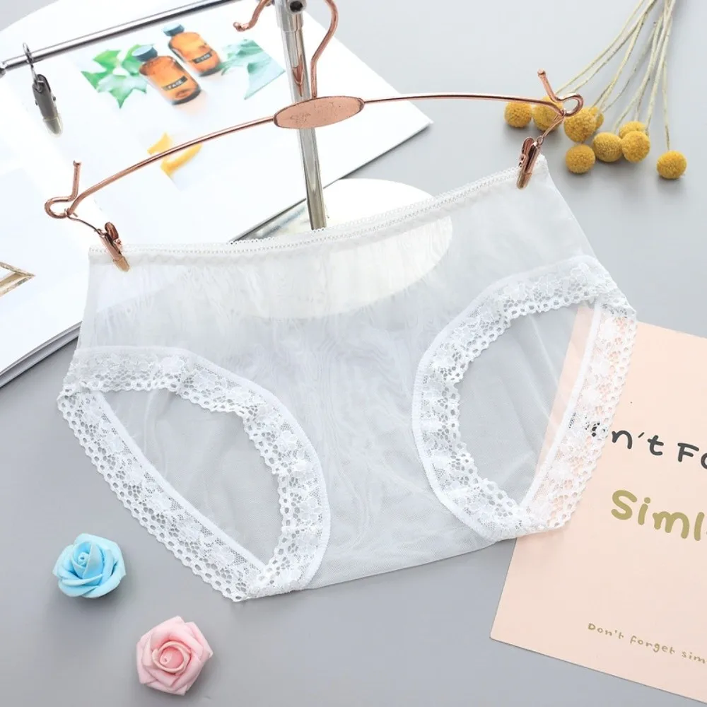 Low Waist Sheer Mesh Lace Thong Transparent One-piece Lace Flower Briefs Women Hollow Intimate Panty Romantic T Panties Ladies
Low Waist Sheer Mesh Lace Thong Transparent One-piece Lace Flower Briefs Women Hollow Intimate Panty Romantic T Panties Ladies